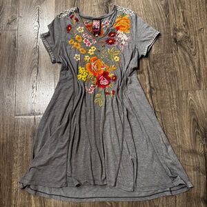 Johnny Was JWLA Charcoal dress with Colorful Floral Embroidery size large